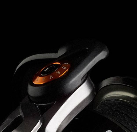 KOŁOWROTEK SG6 4000H FD 8+1BB + SZPULA ZAPASOWA ALUMINOWA Savage Gear (74738)