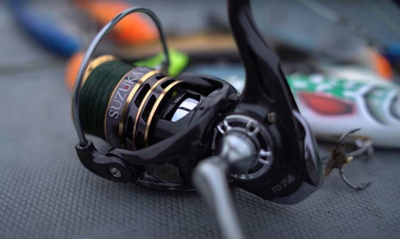 Kołowrotek spinningowy Suzuka FD 308 Robinson 23P-SZ-308