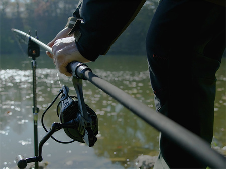 Delphin ETNA Camo LongSHOT+ 360cm/3,35lbs/2 składy Delphin (101004791)