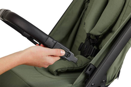 Easywalker Miley² Kompaktowy wózek spacerowy z torbą transportową Sage Green