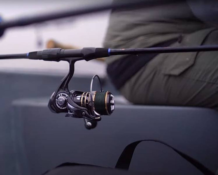 Kołowrotek spinningowy Suzuka FD 258 Robinson 23P-SZ-258