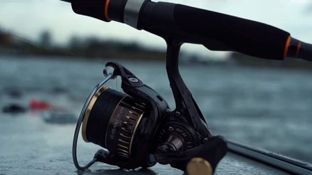 Kołowrotek Spinningowy Harami FD 2010 Robinson 23P-HR-020