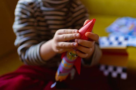 Zestaw kreatywny Papierowe rakiety z wyrzutnią 7+, Janod