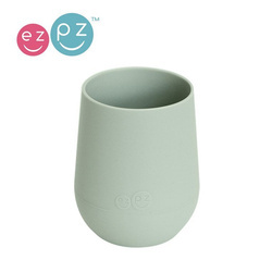 EZPZ Silikonowy kubeczek Mini Cup 120 ml pastelowa zieleń