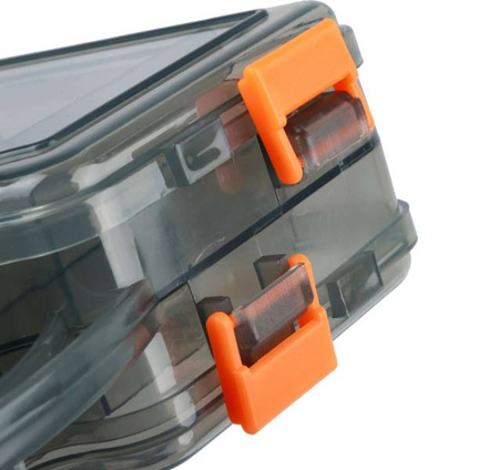 PUDEŁKO WĘDKARSKIE LUREBOX 2 SIDED SMOKE LARGE 29.5X20.5X6.2CM Savage Gear (74223)