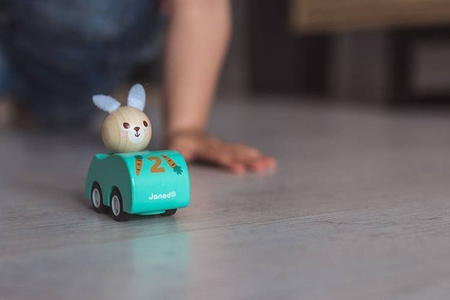 Drewniany samochodzik z napędem Pocket 2+, opakowanie zbiorcze 15 sztuk (3 rodzaje), Janod