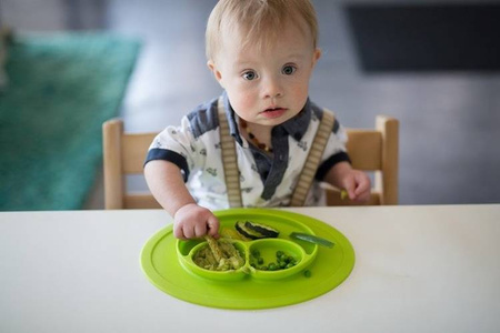 EZPZ Silikonowy talerzyk z podkładką mały 2w1 Mini Mat zielony