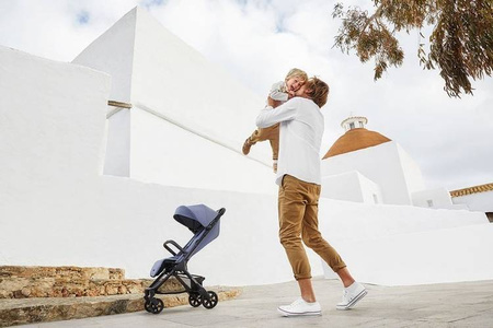 Easywalker Jackey Kompaktowy, samoskładający się wózek spacerowy z torbą transportową Forest Green