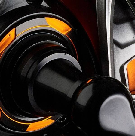 KOŁOWROTEK SG6 2500 FD 8+1BB INCL. ALUMINIUM SZPULA Savage Gear (74733)