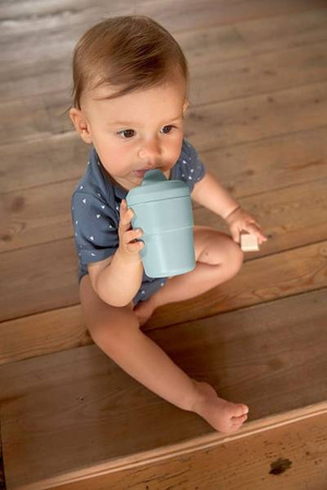 Kubek z silikonową pokrywką z dziubkiem Little Chums Pies