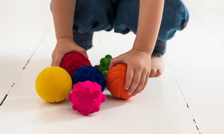 Rubbabu Zestaw 6 sensorycznych piłek sportowych (opakowanie zbiorcze 6 szt.)