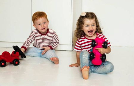 Rubbabu Autobus sorter z 6 klockami sensoryczny różowy