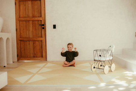 TODDLEKIND Mata do zabawy piankowa podłogowa Prettier Playmat Kyte Wheat