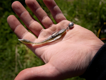 Sztuczna przynęta Delphin TOXIN UVs / 8 szt. 8cm / MUDGOLD Delphin (101005572)