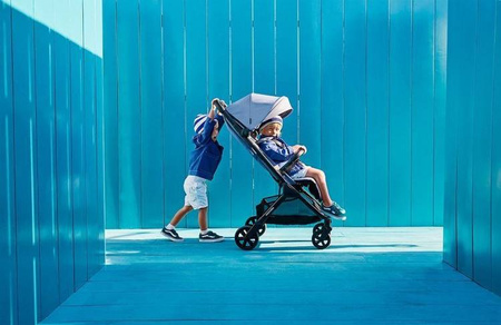 Easywalker Jackey Kompaktowy, samoskładający się wózek spacerowy z torbą transportową Forest Green