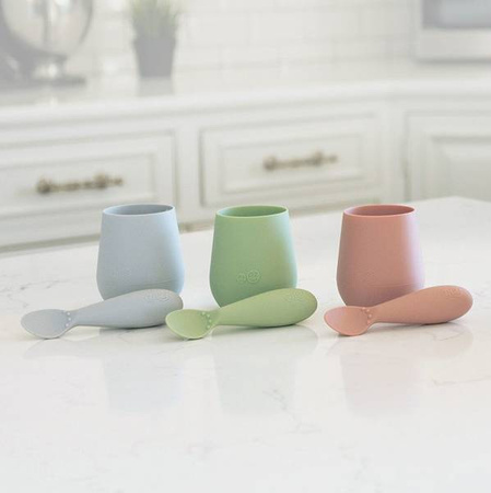EZPZ Silikonowy kubeczek Tiny Cup 60 ml pastelowa szarość
