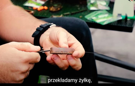 KOSZYK, KOSZYCZEK METHOD FEEDER APERIO Q.M.F. SYSTEM L - 30g - op.1szt. MIKADO AMFA-QMF-1L-30B