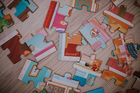 Puzzle w walizce Akademia tańca 100 elementów 6+ Made in France, Janod