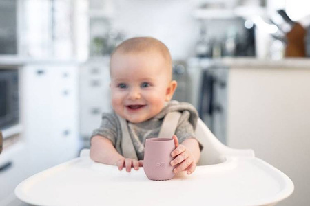 EZPZ Silikonowy kubeczek Tiny Cup 60 ml pastelowy róż 