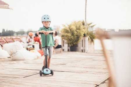 SCOOTANDRIDE Highwaykick 3 LED Hulajnoga składana ze świecącymi kółkami 3+ Blueberry