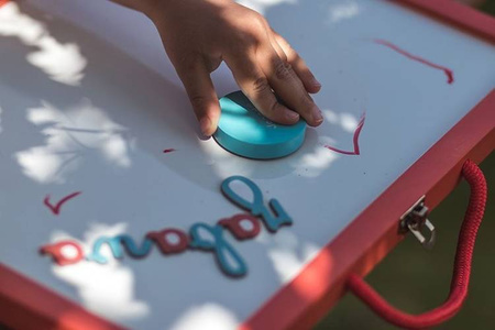 Tablica z magnesami w walizce 4 w 1, Janod