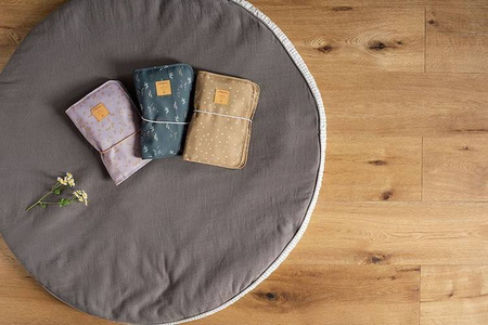 Lassig Casual Label Przewijak podróżny z etui na akcesoria Dots curry