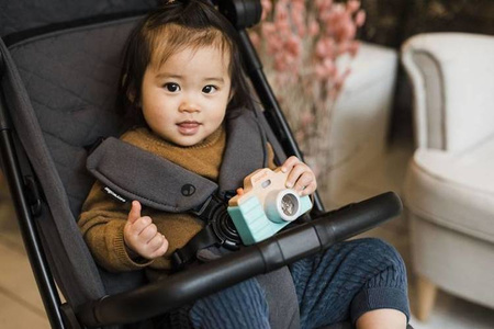 Easywalker Jackey Kompaktowy, samoskładający się wózek spacerowy z torbą transportową Marble Grey