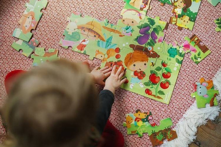 Puzzle w walizce Ogród 36 elementów 4+ Made in France, Janod