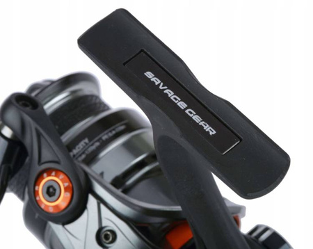 KOŁOWROTEK SG6 4000 FD 8+1BB INCL. ALUMINIUM SZPULA Savage Gear (74735)