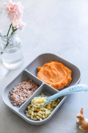 Beaba Komplet naczyń z silikonu trójdzielny talerz z przyssawką + łyżeczka grey