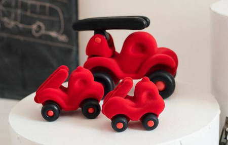 Rubbabu Wóz strażacki sensoryczny czerwony (uzupełnienie asortymentu B – indeks 20319)