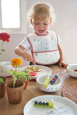 Lassig Zestaw śliniaków wodoodpornych 6 m+ Garden Explorer Ślimak 2 szt.