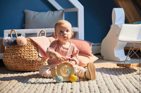 Drewniany ślimak do ciągnięcia z cymbałkami i bębenkiem Pure, Janod