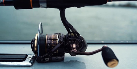 Kołowrotek Spinningowy Harami FD 2010 Robinson 23P-HR-020