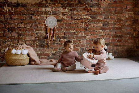TODDLEKIND Mata do zabawy piankowa podłogowa Prettier Playmat Persian Sand Beige