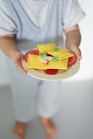 Filcowy zestaw makaronów i akcesoria do przyrządzania włoskiej pasty 3+, Janod