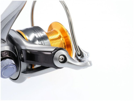 KOŁOWROTEK - RIVER FLOW 3004 FD MIKADO KDA149-3004FD