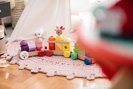 Pociąg z klockami i zwierzątkami do ciągnięcia, JANOD