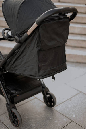 Easywalker Jackey Special Edition Kompaktowy, samoskładający się wózek spacerowy z torbą transportową Gold