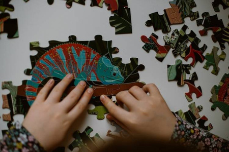 Mudpuppy Puzzle świecące w ciemności Żaby i jaszczurki 100 elementów 5+