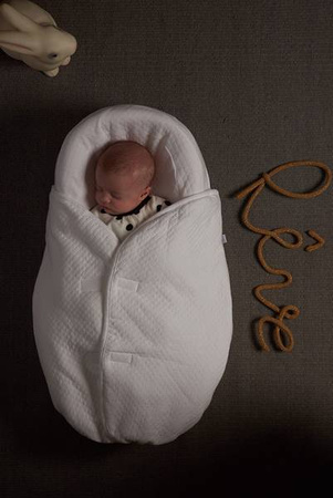 Ergonomiczny materac dla niemowląt Cocoonababy, Red Castle