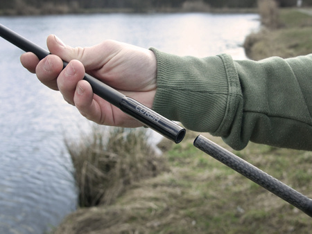 Delphin CorsaBLACK NERO 270cm/2,75lbs/2 składy Delphin (101005811)