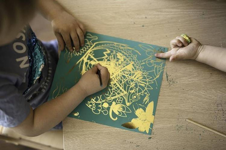 Zestaw kreatywny Do zdrapywania Zwierzęta świata 5+, Janod